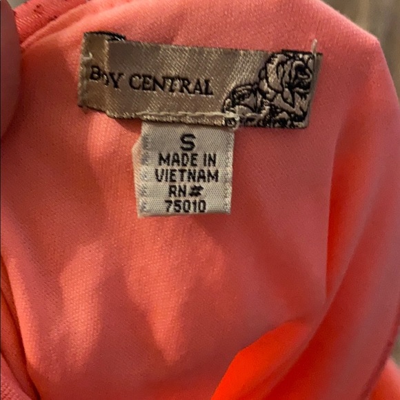 Dress - Picture 5 of 5